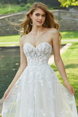 Morilee | 6968 Daniela