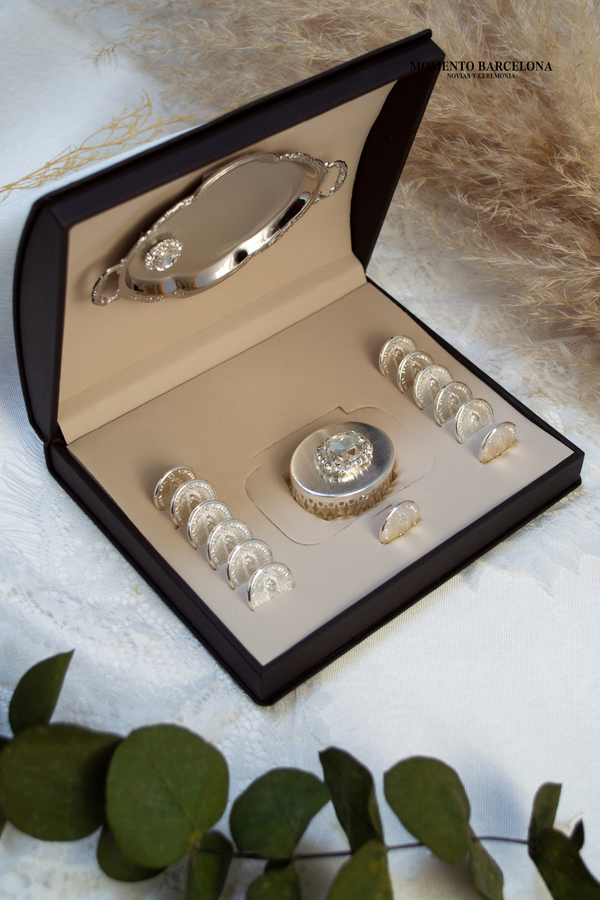 AR007 Virgen silver