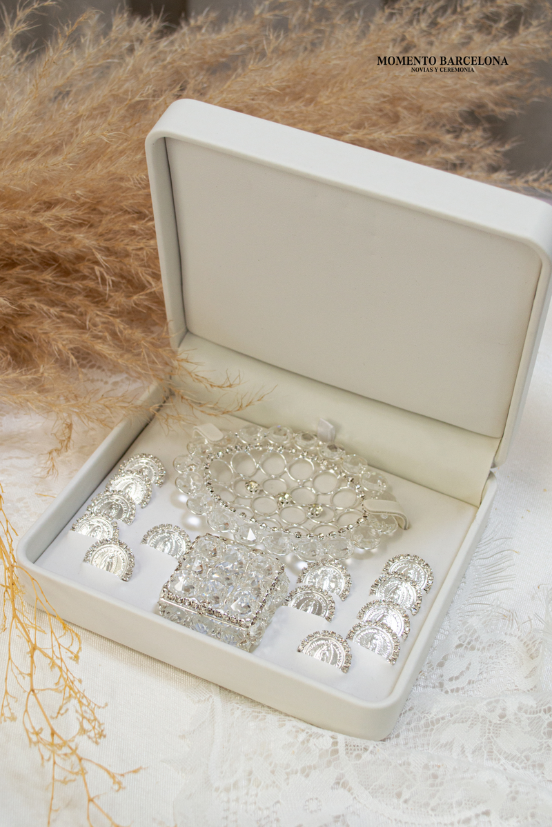 AR016 Virgen silver