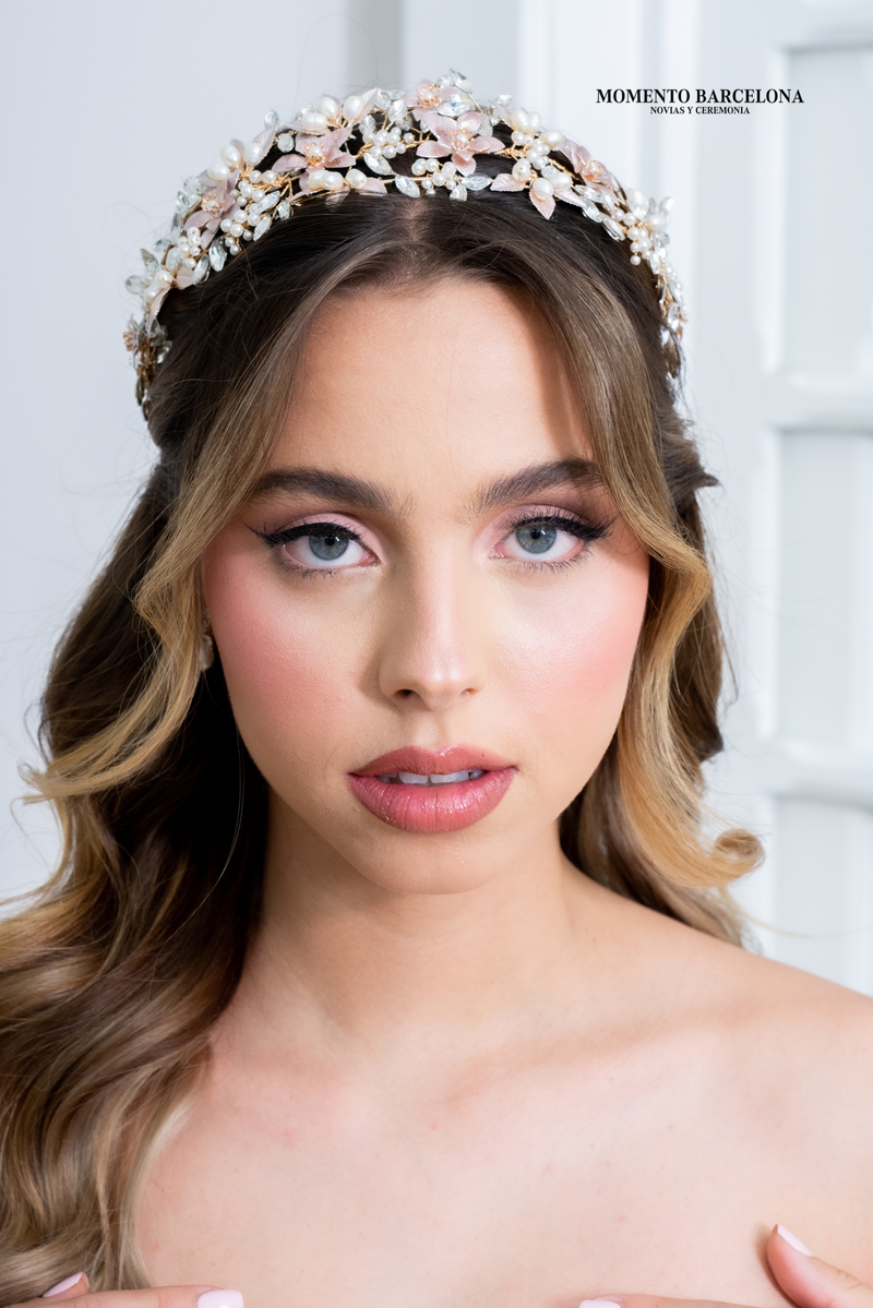 Tiara Edith
