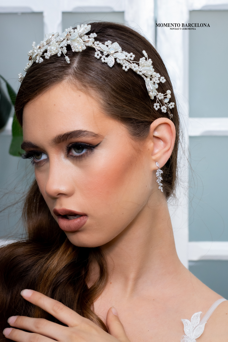 Amelia diadema