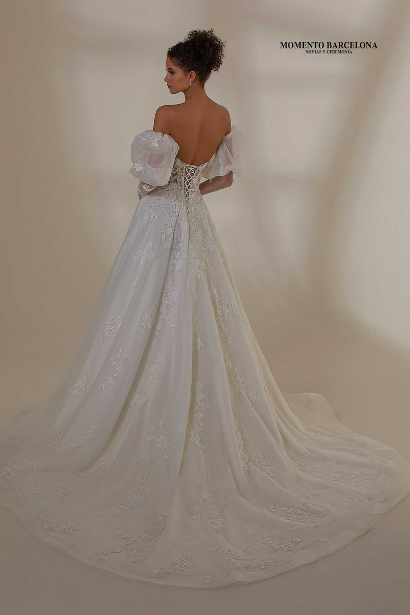 Morilee | 2548 Minerva