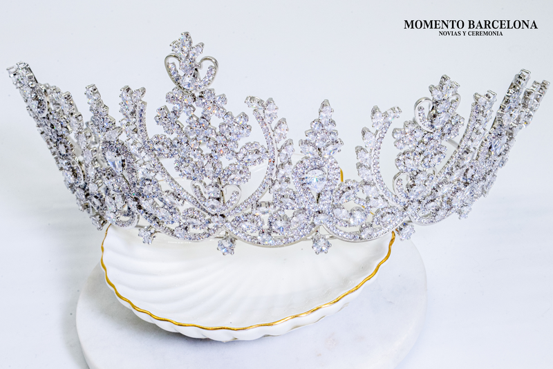 Tiara doreli